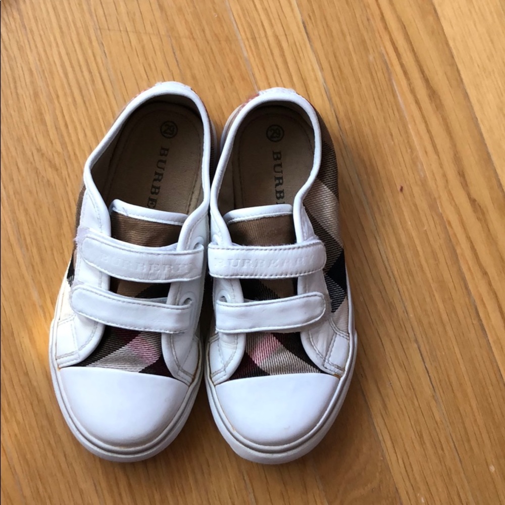 Burberry sneakers kids